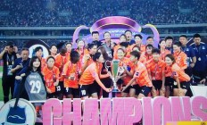 米兰体育网页版-争夺冠军女足比赛场面观众情绪高涨的简单介绍