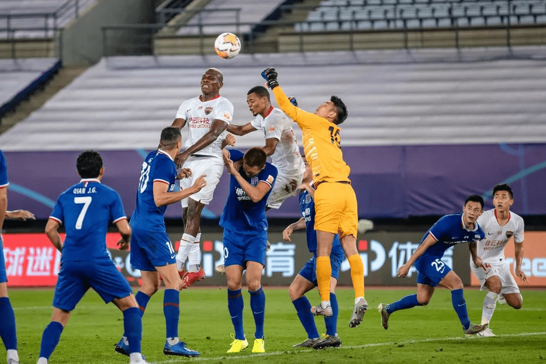 包含深圳佳兆业再次失利，球队调整心态备战的词条