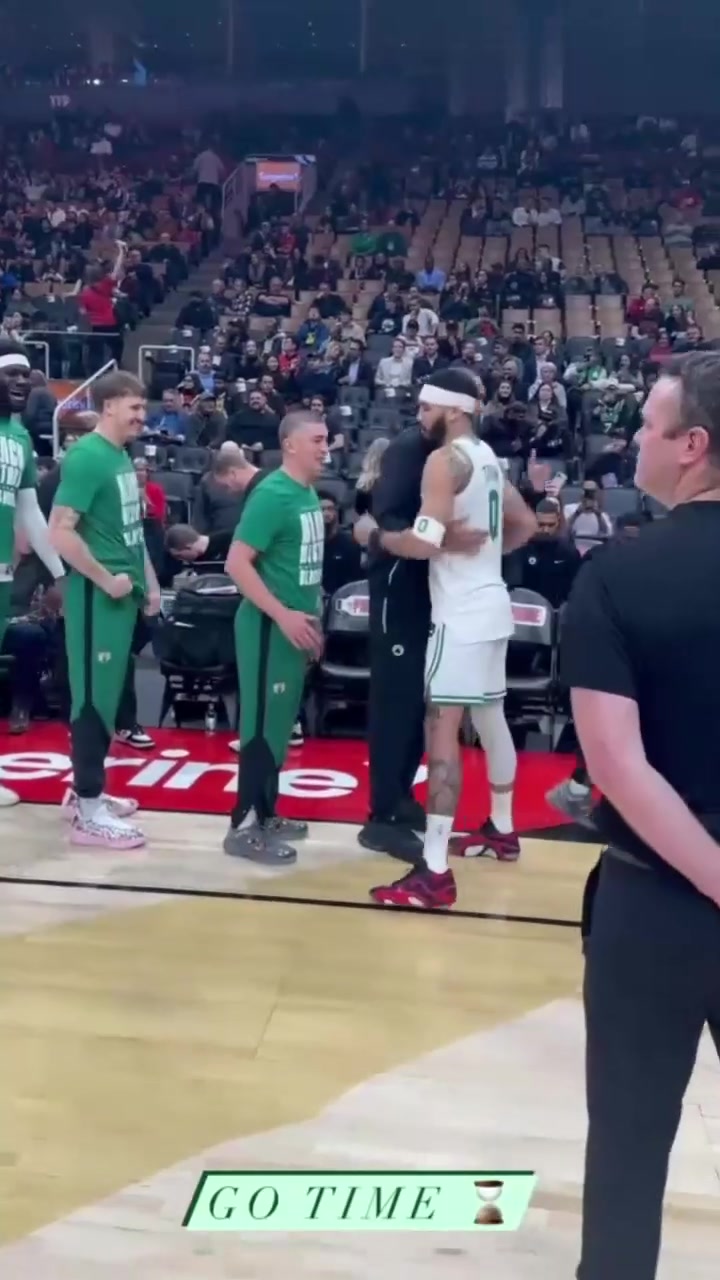 猛龙战胜凯尔特人，保持不败纪录