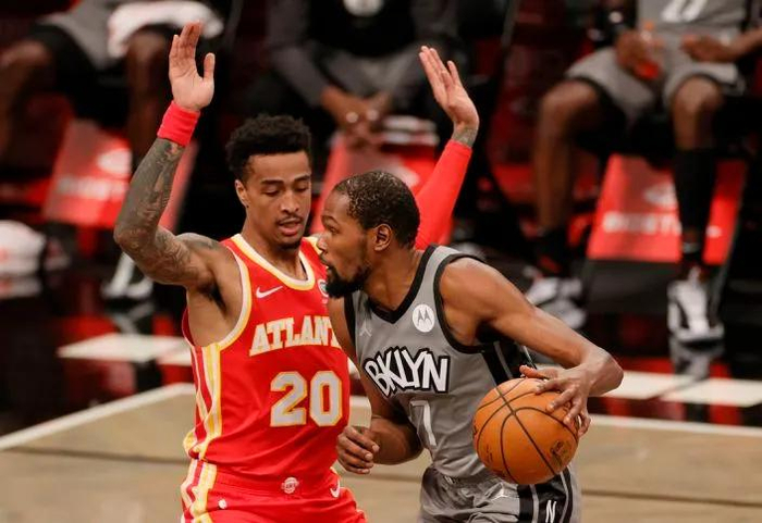 篮网擒魔术，继续领跑东部